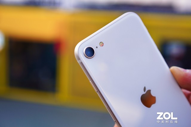 iPhone SE 3评测：可能是2022年最离谱的新机
